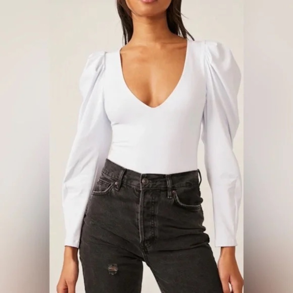 Free People - Va Va Voop Long Sleeve V Neck Buffed Snap Thong Bodysuit Size Med